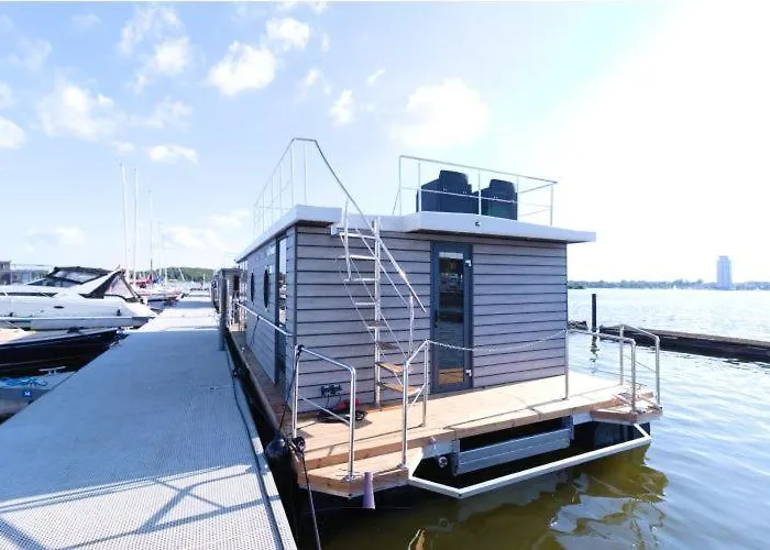 Hausboot Fjord Aries Mit Dachterrasse In Schleswig